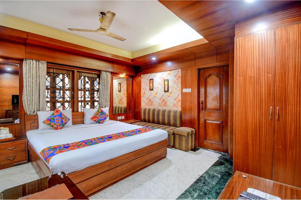 Fabhotel Panasia International Kolkata Exterior photo